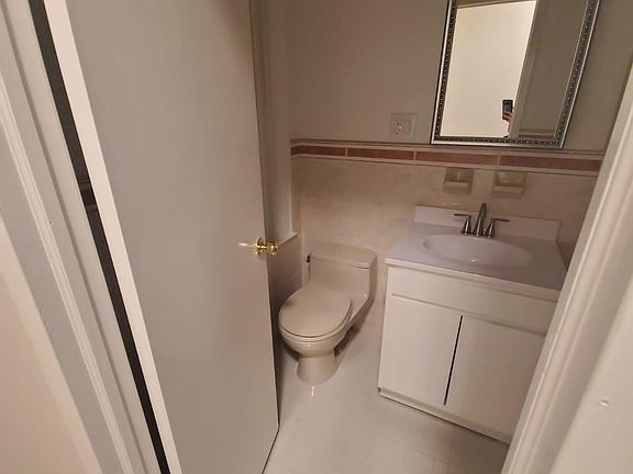 3rd image of 8255 88th Ln APT 1