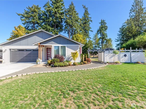 103 View Ridge Dr, Port Angeles, WA 98362