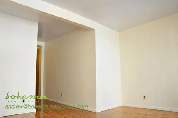 Rented by Bohemia Realty Group | media 27