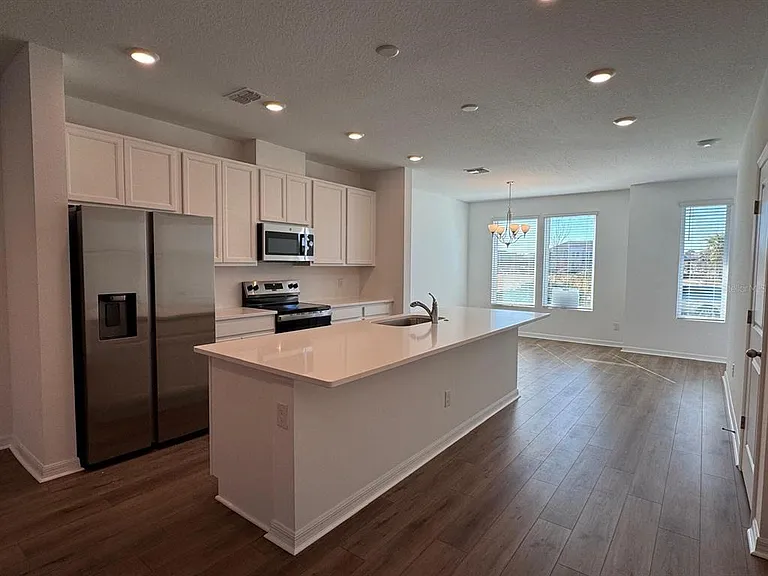 6467 Trailblaze Bnd — Photo 7