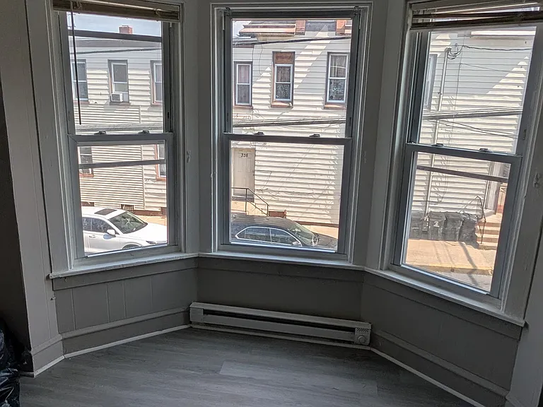 400 S 10th St — Photo 16