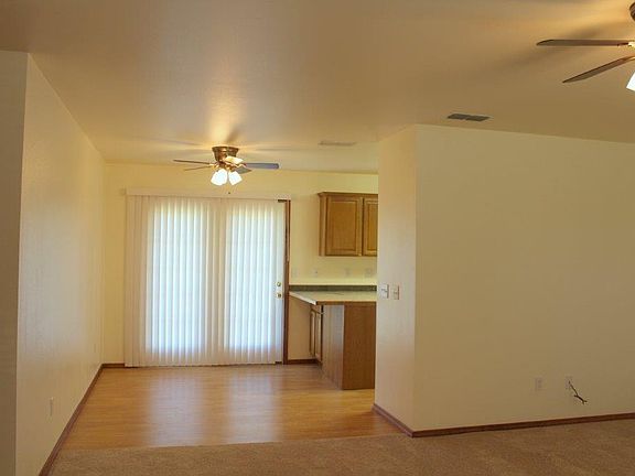 4th image of 1109 SE 35th St