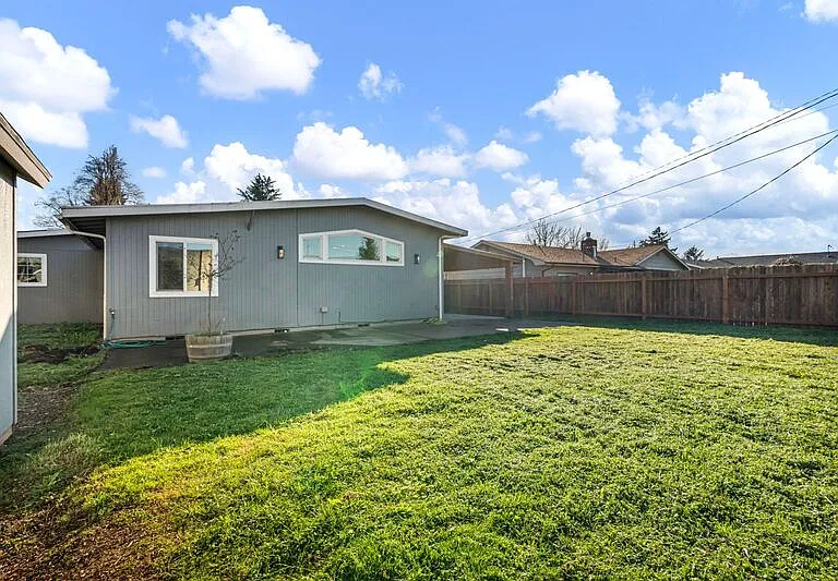 2577 Elysium Ave — Photo 57