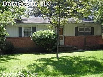 1st image of 2508 W 32nd Ave