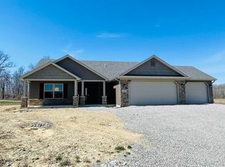 3004 E Butler Ct, Columbia City, IN 46725