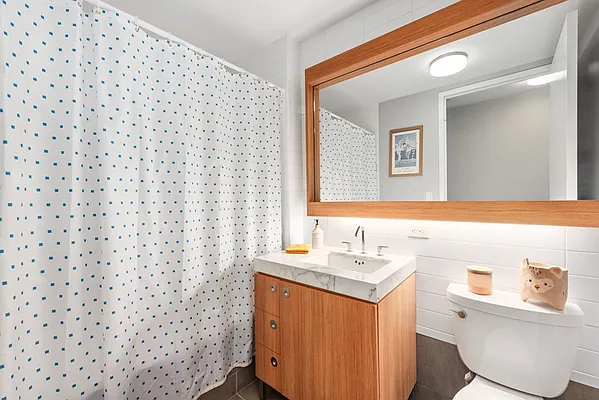 Sold by Compass | media 9