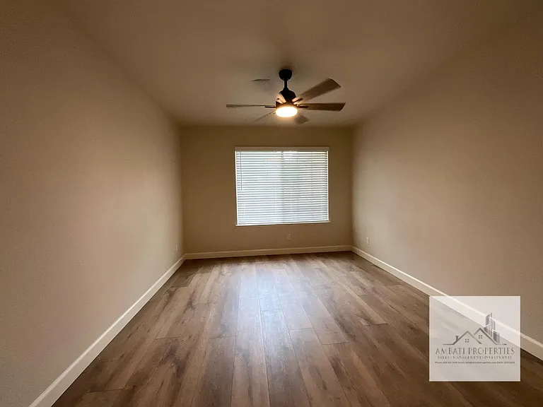 1834 E Lester Ave — Photo 20