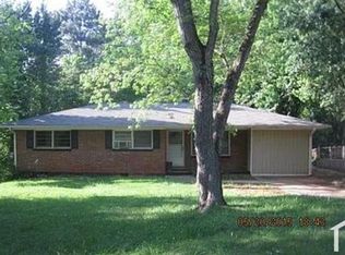 4016 Gladesworth Ln, Decatur, GA 30035