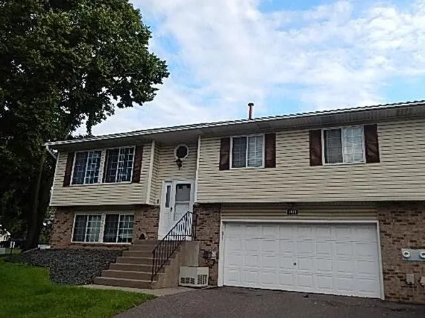 1913 Bielenberg Dr, Woodbury, MN 55125
