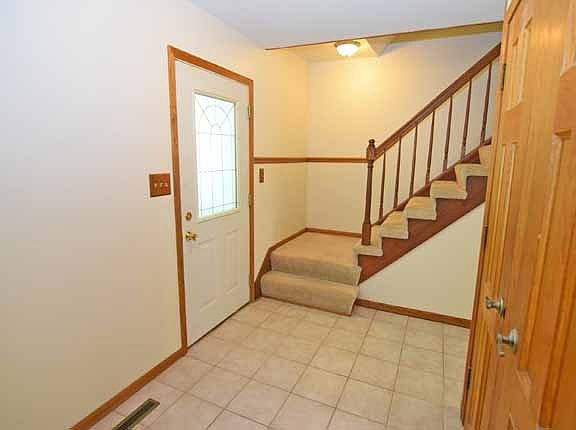 3rd image of 5211 Abbey Dr