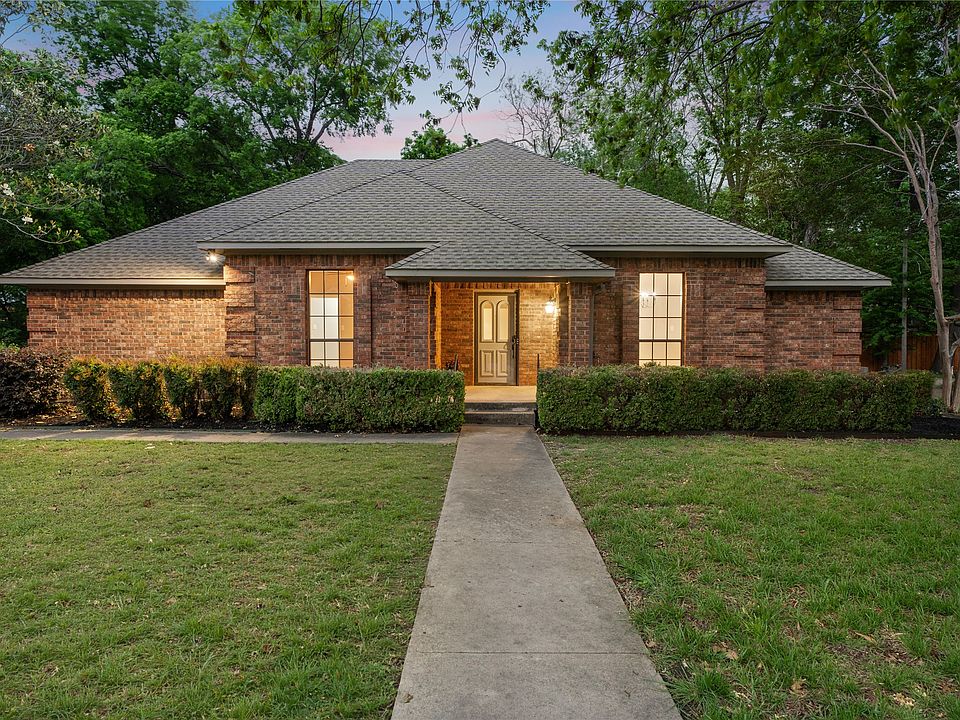 1st image of 306 Westpark Dr N