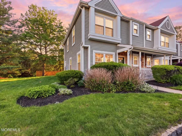 53 Horseshoe Court, Tinton Falls, NJ 07753