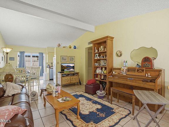 3rd image of 1320 E BETHANY HOME Road #86