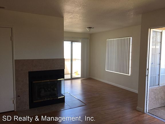 3rd image of 4512 Oregon St APT 4