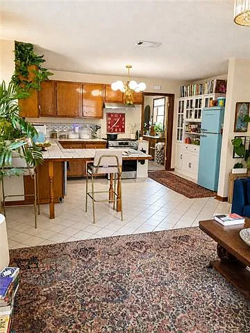 2617 Danneel St — Photo 3