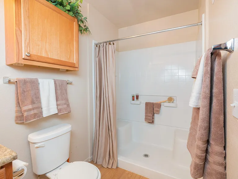 Carefree Senior Living at The Willows — Photo 44