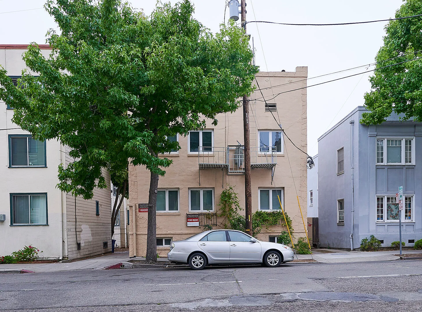2312-14 Ellsworth Street — Photo 1