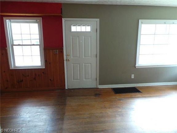 2nd image of 1465 Seminola Ave