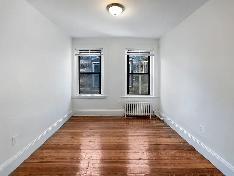 866 Huntington Ave #3 — Photo 9