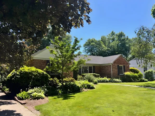 5613 Parkston Rd, Bethesda, MD 20816