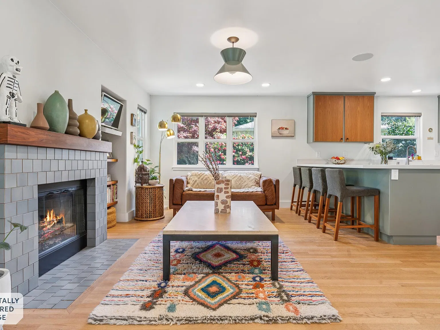 1 bed, 3000 sqft, $1,495 — Photo 4