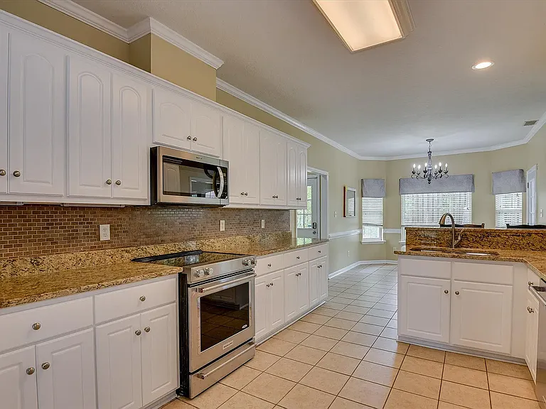 5755 Carriage Hills Dr — Photo 18