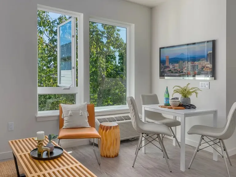Acqua Apartments - Student Affordable — Photo 8