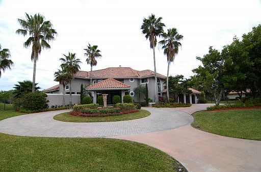 2nd image of 3754 Pine Lake Dr