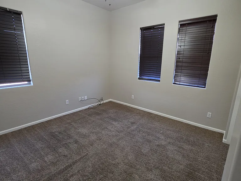 2328 E Alida Trl — Photo 11