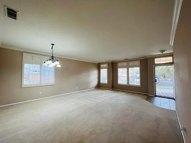 13278 Luna Rd — Photo 15