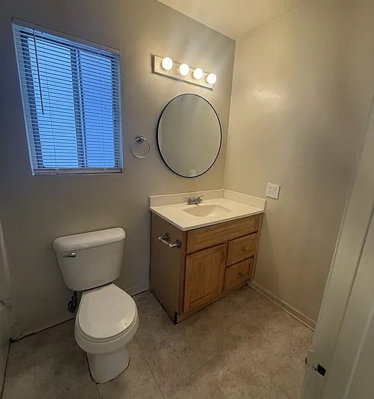 1166 Amherst Ave #6 — Photo 11