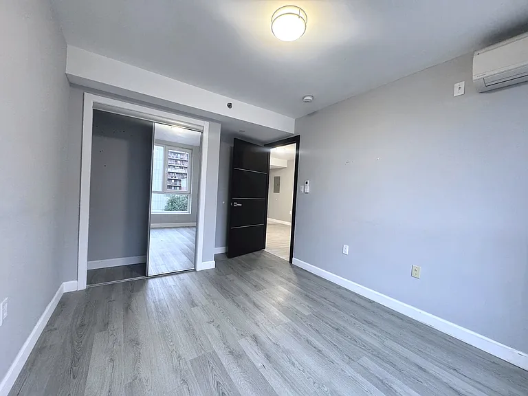 3520 146th St #5G — Photo 9