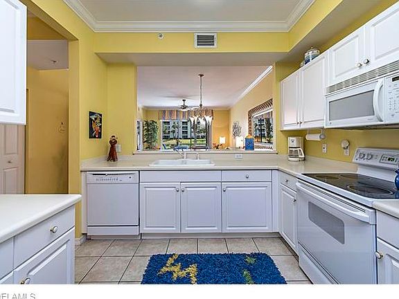5th image of 3976 Bishopwood Ct E Unit 102