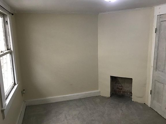 Guest room or office.