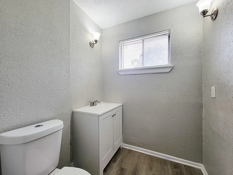 3121 Proswimmer St — Photo 17