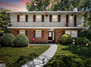 206 Fenimore Ln, Delanco, NJ 08075