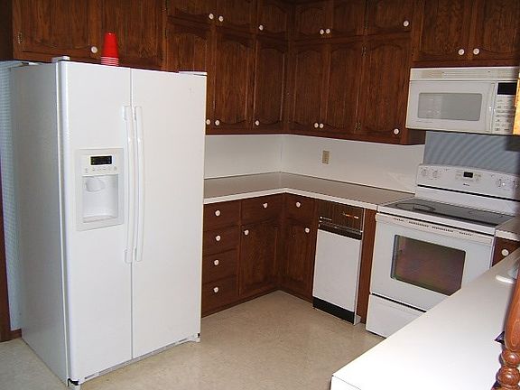 3rd image of 4506 Loftwood Dr
