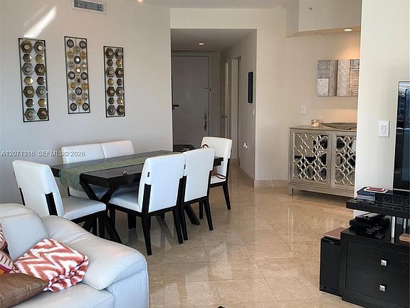 4th image of 801 Brickell Key Blvd APT 701