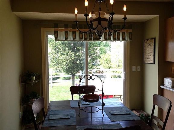 2nd image of 472 Indian Lake Dr