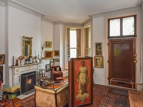 4th image of 1834 N Lincoln Ave
