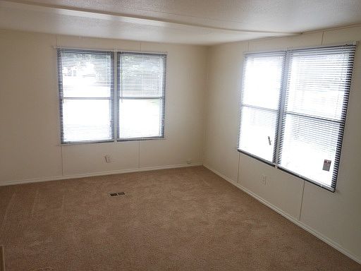 2nd image of 14208 Pacific Ave S APT 10