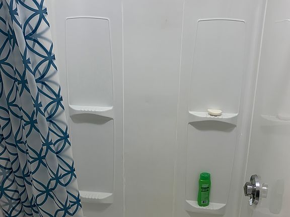5th image of 223 Essex St APT 38