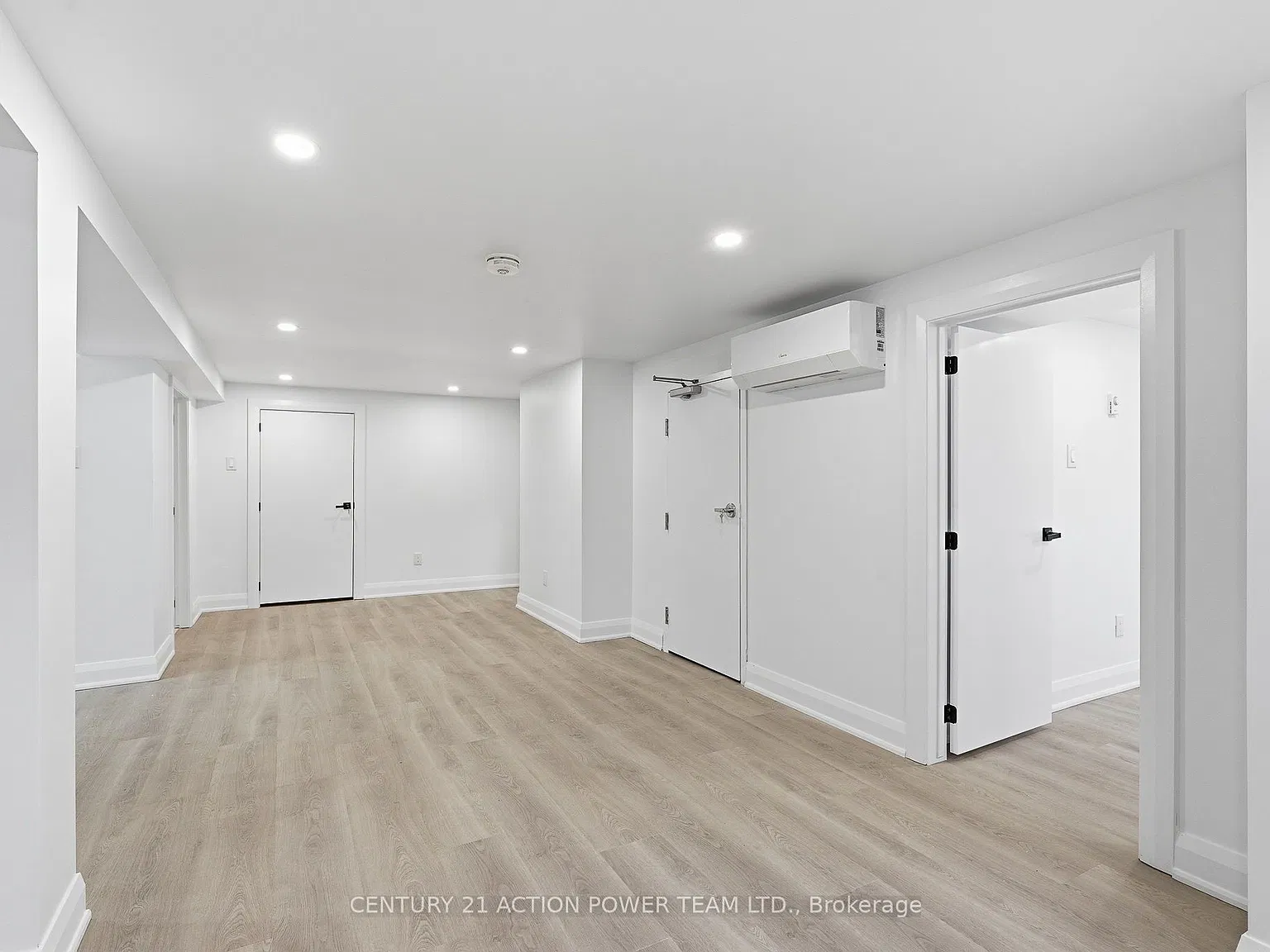 2 bed, $2,200 — Photo 4