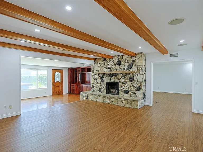 1200 W Rowan St — Photo 7