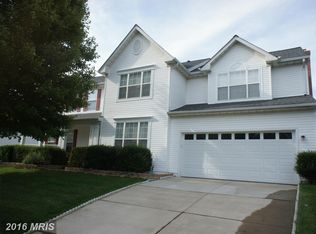 9312 E Carondelet Dr, Manassas Park, VA