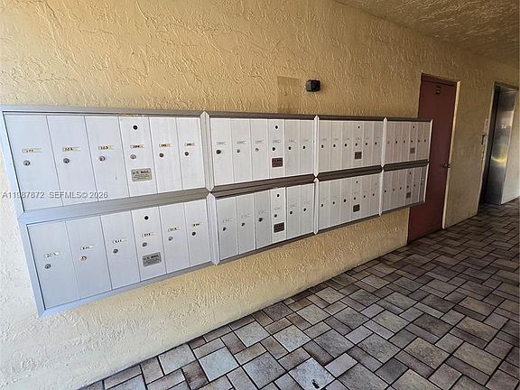 3rd image of 3400 Foxcroft Rd APT 209