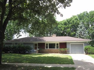 214 Richland Ln, Madison, WI 53705