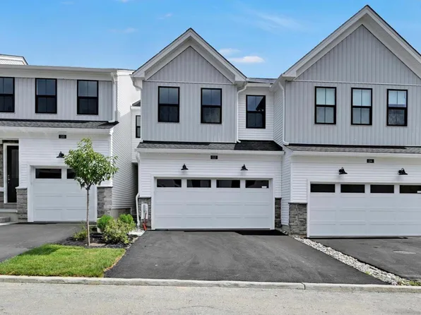 112 Camryn Ct, Downingtown, PA 19335