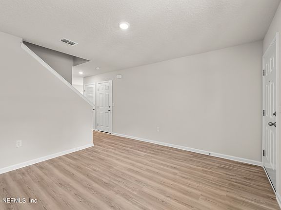 5th image of 5704 BENEDICT Road