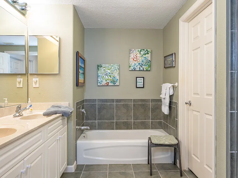 80 Surfview Dr #523 — Photo 16